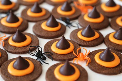 Witch hat sugar cookies